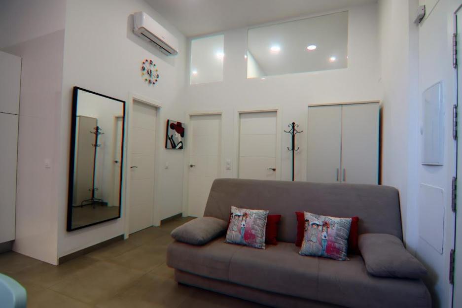 Luminoso apartamento en el corazón de Triana Apartamento Sevilla Exterior foto